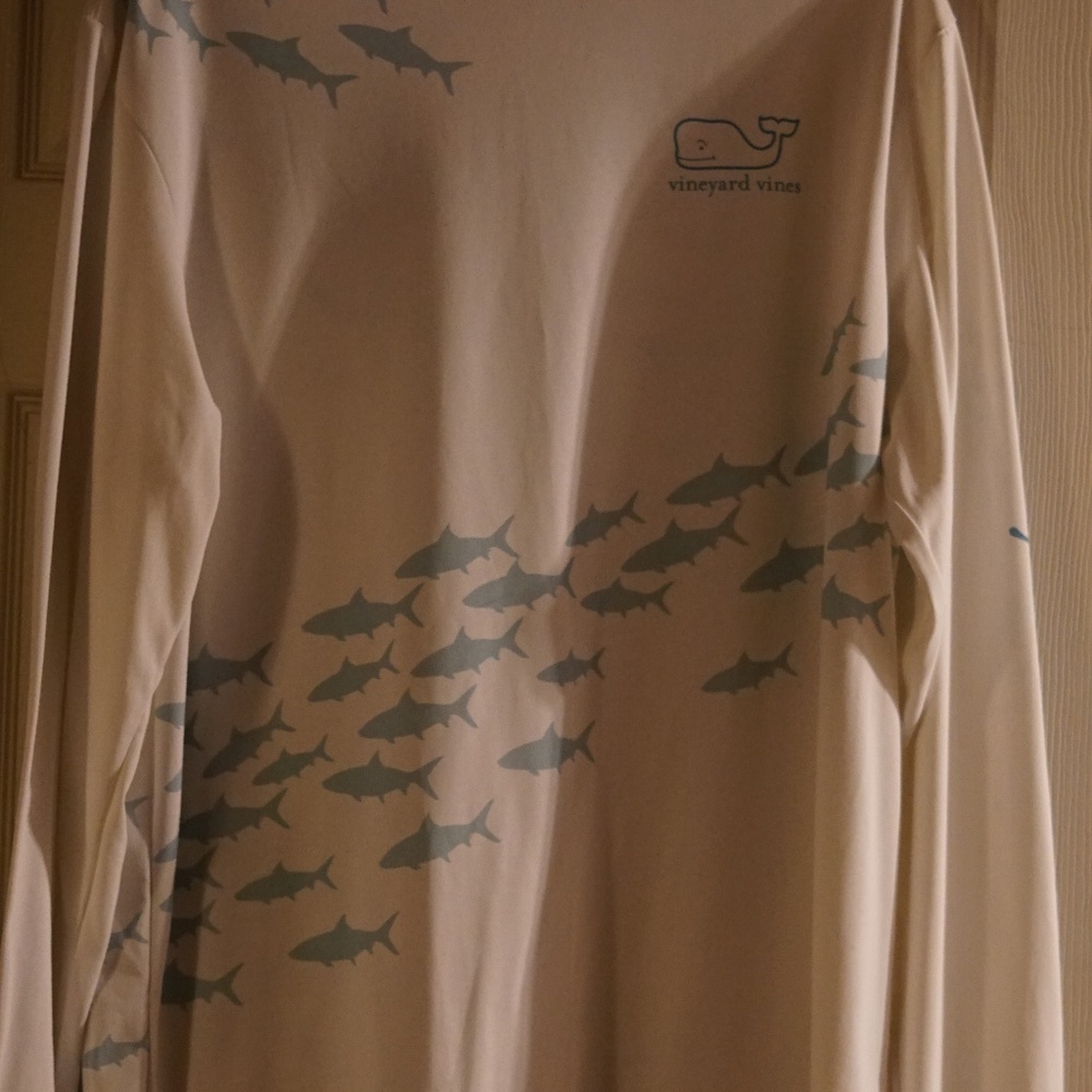 Vineyard vines long sleeve sports shirt